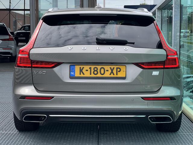 Volvo V60 2.0 T8 Recharge AWD Inscription PHEV, Automaat, Panoramadak, Trekhaak semi elektrisch inklapbaar, Leder, Harman Kardon, Extra getinte ramen vanaf B-stijl, Stoelverwarming, Parkeercamera
