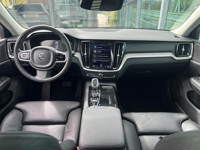 Volvo V60 2.0 T8 Recharge AWD Inscription PHEV, Automaat, Panoramadak, Trekhaak semi elektrisch inklapbaar, Leder, Harman Kardon, Extra getinte ramen vanaf B-stijl, Stoelverwarming, Parkeercamera