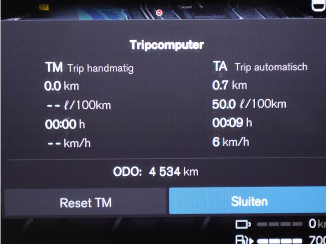Volvo V60 2.0 T6 Plug-in hybrid AWD Plus Dark / Trekhaak / 360 Camera / Harman Kardon / Elektrische Stoelen / Adaptive Cruise / BLIS / Keyless /