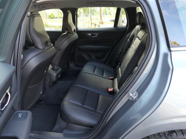 Volvo V60 D4 Inscription 12 MND garantie / Trekhaak / Adaptieve cruise control / Leer / DAB+