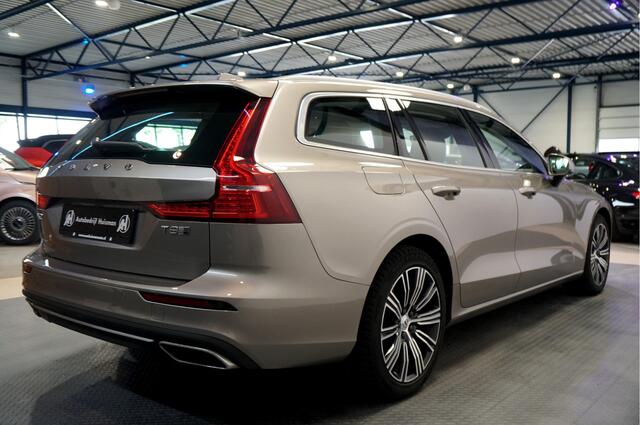 Volvo V60 2.0 T8 AWD 287kW/390pk Aut8 Twin Engine Inscription PANORAMADAK + HARMAN/KARDON + CRUISE + SPORTSTOELEN IN LEER + STOELVERWARMING + CAMERA + BLIS + LANE ASSIST + KEYLESS + STANDKACHEL + ON-CALL + CARPLAY + PARKSENSOREN + 18" LM-VELGEN!!