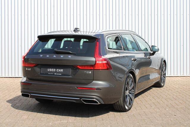 Volvo V60 T5 Automaat Momentum | DAB Ontvanger | Lederen Bekleding | Verwarmbare Voorstoelen | Navigatiesysteem | Apple Carplay/Android Auto | Cruise Control | High Performance Audio | Rijstrooksensor Met Correctie | Electronic Climate Control