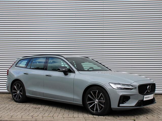 Volvo V60 2.0 T6 Plug-in hybrid AWD Plus Dark Automaat / 360* camera / Trekhaak / Verwarmd voorraam / Google Maps