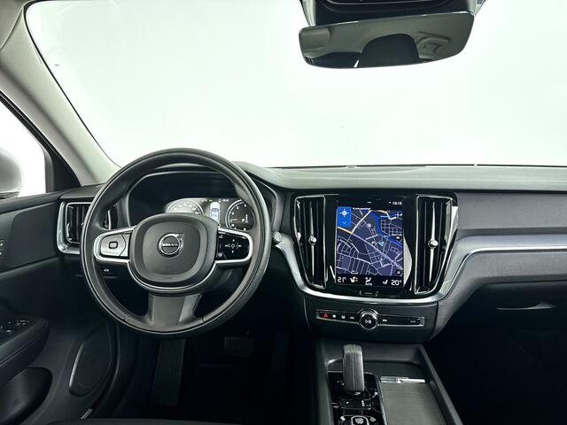 Volvo V60 B3 Aut. Business Pro | 360° Camera | Stoel- en stuurverwarming | Trekhaak