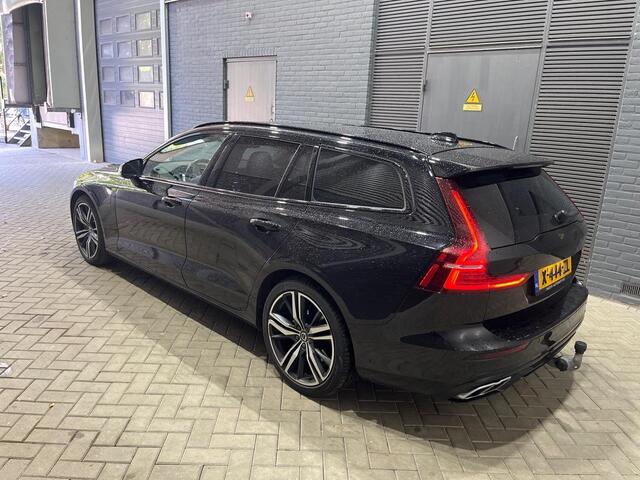 Volvo V60 T8 Twin Engine R-Design | Bowers&Wilkins | Panoramadak | Massage+Ventilatie | ACC | Trekhaak | BLIS