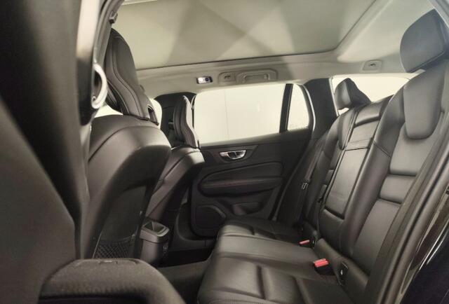 Volvo V60 2.0 B3 Inscription | Trekhaak | Panorama dak | Leder | Memory | Camera | LED | Keyless |