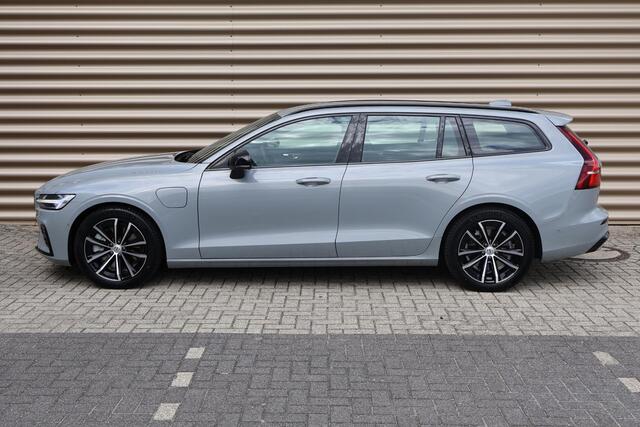 Volvo V60 2.0 T6 Plug-in hybrid AWD Plus Dark