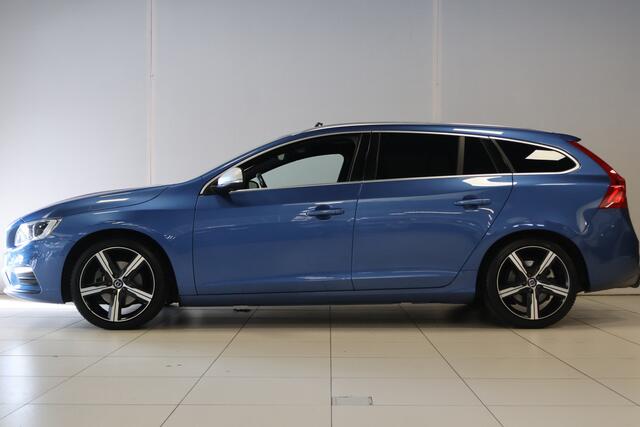 Volvo V60 2.0 T4 Business Sport