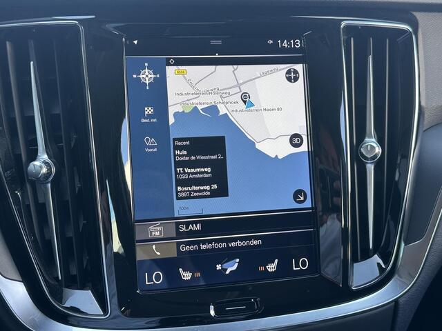Volvo V60 2.0 T4 Momentum Pro automaat/ trekhaak/ 18 inch/ stoelverwarming / apple car play
