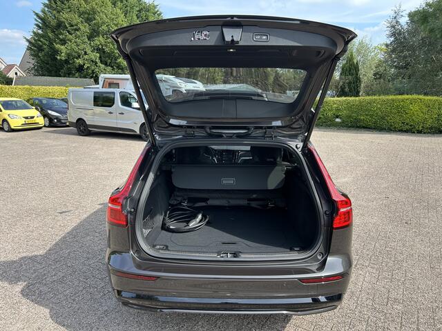 Volvo V60 2.0 T6 Plug-in hybrid AWD Plus Dark Ned. auto