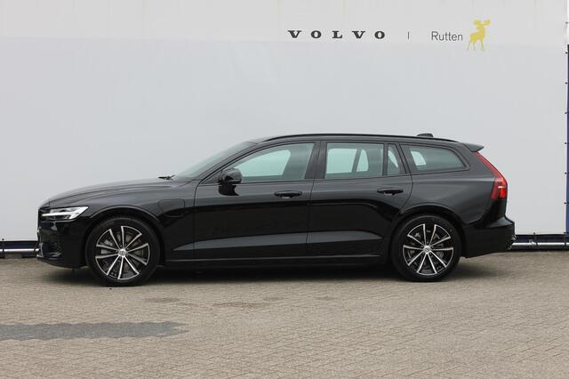 Volvo V60 T6 350PK Autm. Plug-in hybrid AWD Plus Dark Long Range / Google infotainment / Semi elekrisch wegklapbare trekhaak / Verwarmbare voorruit / Elektrisch bedienbare voorstoelen met geheugen / Verwarmbare voorstoelen