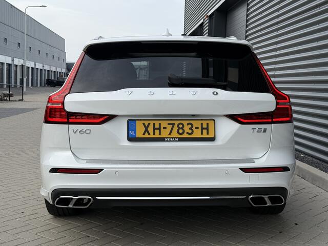 Volvo V60 2.0 T5 R-Line Pano/Trekhaak/Harman Kardon