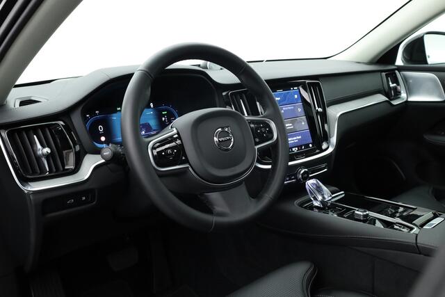 Volvo V60 T8 Recharge Ultra Dark | Bowers & Wilkins | HUD | Pano | Pilot Assist | Massage | Stoelvent.