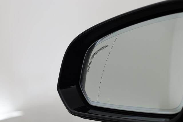 Volvo V60 T8 Recharge Ultra Dark | Bowers & Wilkins | HUD | Pano | Pilot Assist | Massage | Stoelvent.