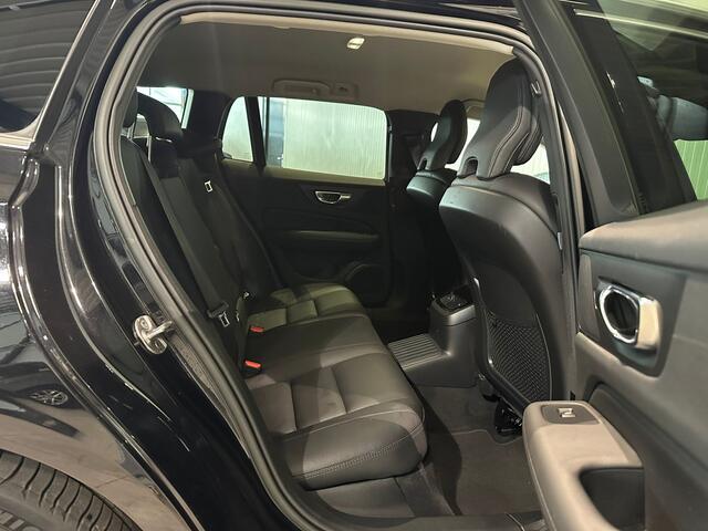 Volvo V60 T6 Aut. Plug-In Hybrid LongRange Core Bright Leder Parkeercamera 350pk