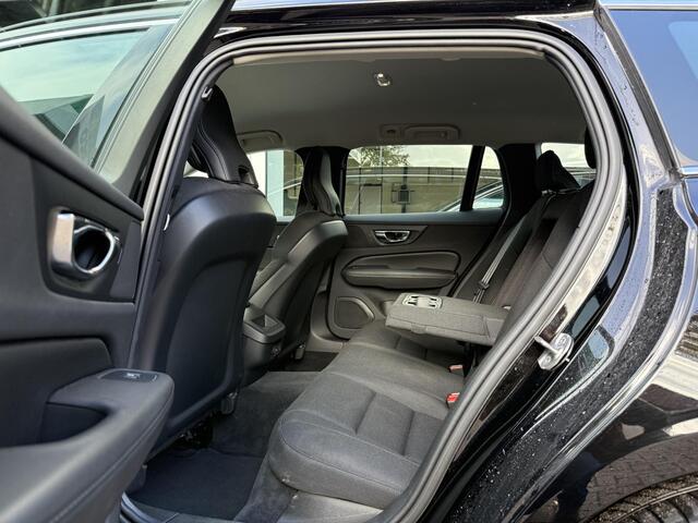 Volvo V60 2.0 B4 Momentum Bus. |Carplay|Adapt.Cruise|Trekhaak|