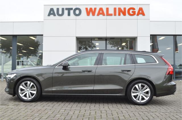 Volvo V60 2.0 B3 Momentum Business Elektr trekhaak + achterklep | Keyless | Lane assist | Virtual cockpit