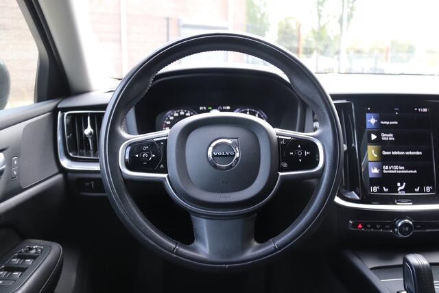 Volvo V60 2.0 B3 Momentum Advantage, Stoel & Stuurverwarming, Navi, Camera