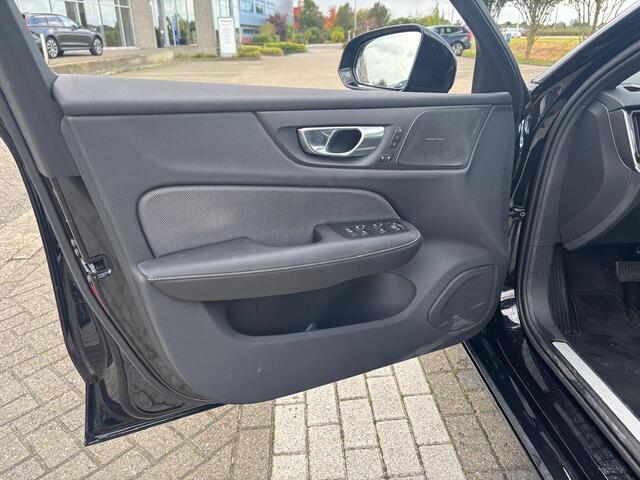 Volvo V60 2.0 T6 Plug-in hybrid AWD Plus Dark | 360 Camera | Memoryseats | Trekhaak