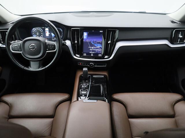 Volvo V60 2.0 T8 Twin Engine AWD Momentum | PANO | CAMERA | ADAPTIVE | H&K | KEYLESS