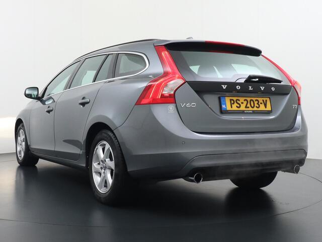 Volvo V60 1.5 T3 Summum Automaat Navigatie Stoelverwarming
