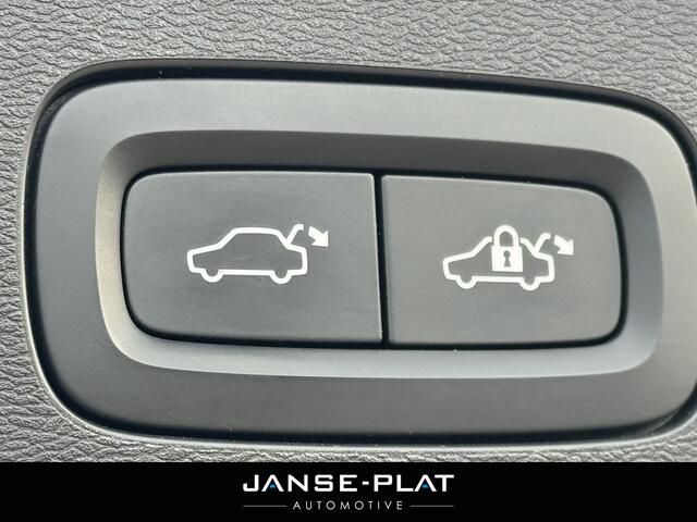 Volvo V60 2.0 T8 Recharge AWD Inscription | Trekhaak | Leder | Dealer OH |