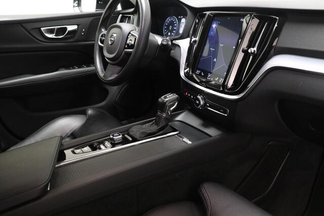 Volvo V60 2.0 T4 Momentum Pro | SCANDINAVIAN LINE / COMFORT PLUS / PARK ASSIST- PACK