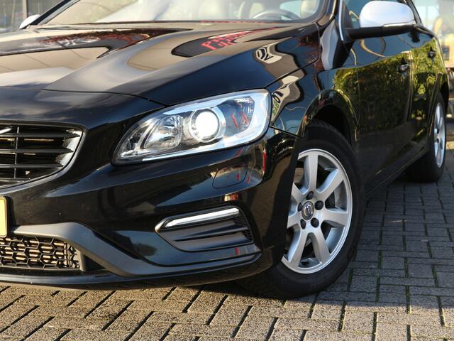 Volvo V60 2.0 T4 Business Sport R-Design TREKHAAK 191 PK