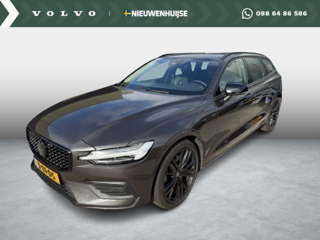 Volvo V60 2.0 B3 Essential Edition | Sport Pack | 19" Black Edition Velgen | Leder | Adaptieve Cruise Control | Stoelverwarming | Park Assist |
