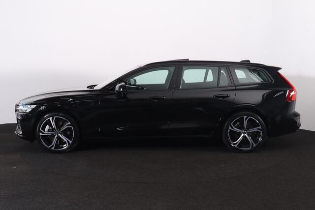 Volvo V60 T8 Recharge AWD Ultimate Dark - Panorama/schuifdak - IntelliSafe Assist & Surround - 360º Camera - Bowers & Wilkins audio - Adaptieve LED koplampen - Verwarmde voorstoelen, stuur & achterbank - Parkeersensoren voor & achter - Elektr. bedienb. voorstoelen
