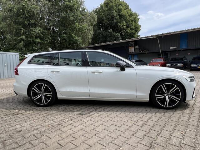 Volvo V60 2.0 D4 R-Design