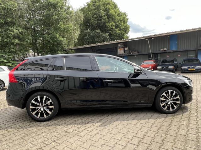 Volvo V60 2.0 T3 Kinetic