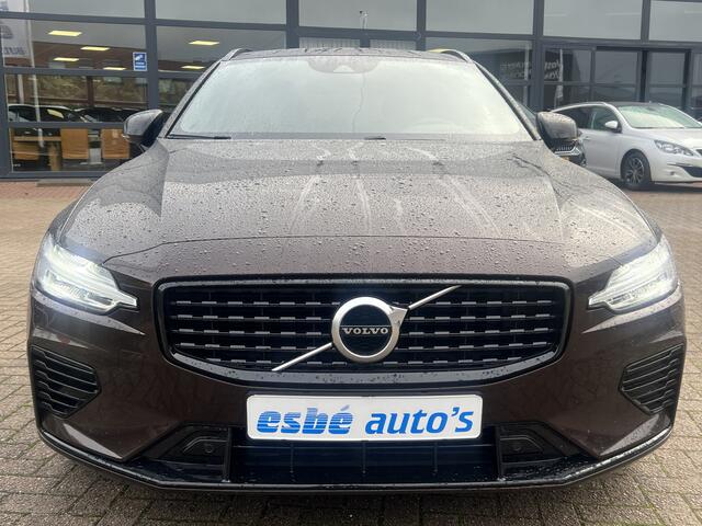 Volvo V60 2.0 T6 Recharge 340 pk AWD R-Design Navigatie Standkachel Camera Carplay Stoelverwarming V + A Led koplampen Blis Pilot Assist Dab BTW Maple Brown Metallic Uniek