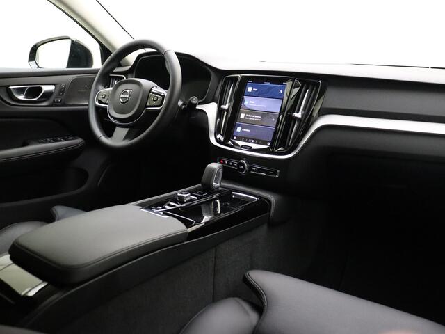 Volvo V60 T6 350PK Plug-in hybrid AWD Plus Dark | Lighting | 360 Camera | Harman/Kardon |