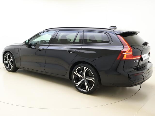 Volvo V60 T6 350PK Plug-in hybrid AWD Plus Dark | Lighting | 360 Camera | Harman/Kardon |
