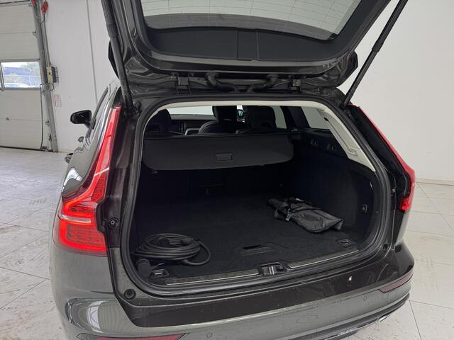 Volvo V60 2.0 T6 Recharge AWD Inscription | Harman/Kardon | Park Assist Pack | Apple Carplay/Android Auto | Elektrisch bedienbaar glazen schuif-/kanteldak
