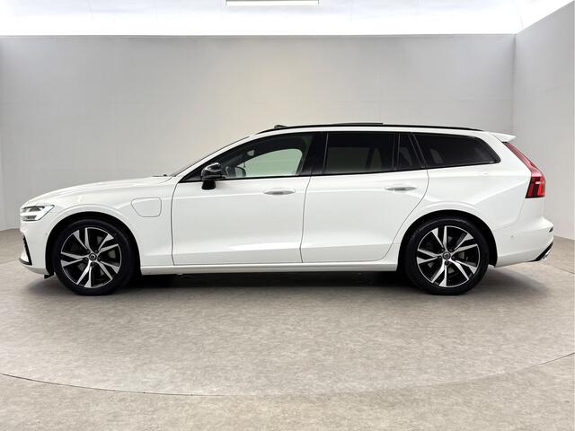 Volvo V60 2.0 T6 Twin Engine AWD 340PK R-Design | Pano | Memory | HuD | Sfeer | Massage | 360° | Trekh. | Stoel/Stuur verwarmd