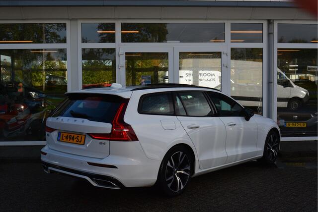 Volvo V60 2.0 B4 R-Design | Pano | Pilot | Adaptive | Orig. NL |