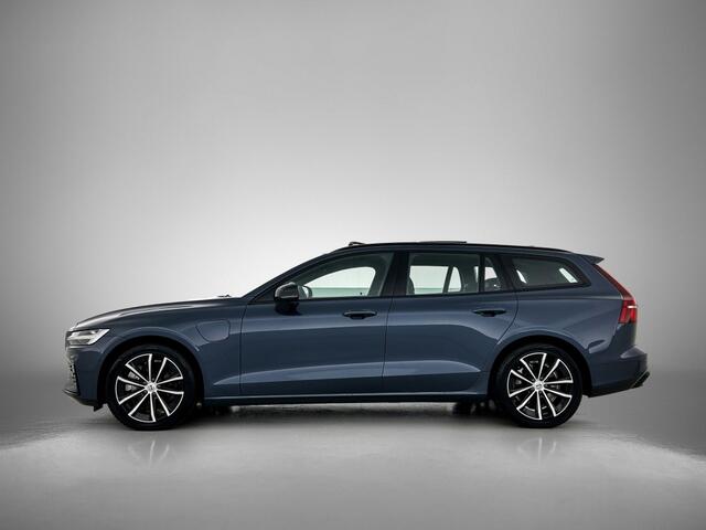 Volvo V60 2.0 T6 AWD Plus Dark | Panorama dak | Trekhaak | Leder | BLIS |