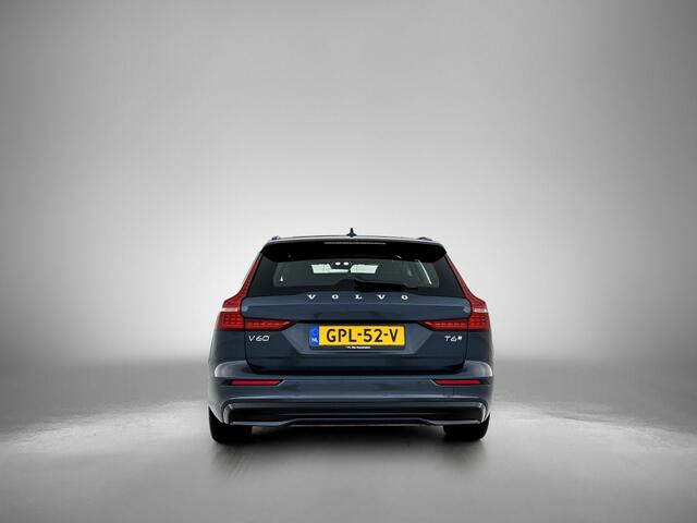 Volvo V60 2.0 T6 AWD Plus Dark | Panorama dak | Trekhaak | Leder | BLIS |