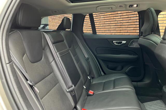 Volvo V60 T8 Twin Engine AWD Inscription | Trekhaak | Bowers & Wilkins | Geventileerd Leder | Panoramadak | Elektrisch Verstelbare Stoelen incl. Geheugen | Apple Carplay/ Android Auto | Parkeercamera | DAB+