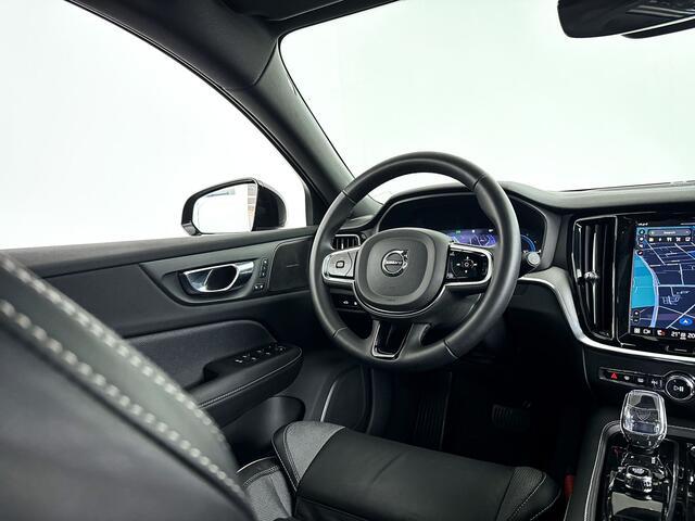 Volvo V60 T6 Recharge Aut. AWD Plus Dark | Panoramadak | 360° camera | Harman Kardon | Trekhaak | Stoel- stuurverwarming