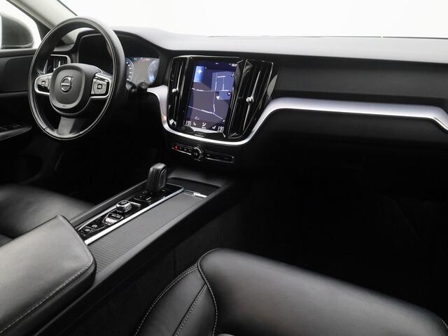 Volvo V60 2.0 B3 Inscription | CAMERA | ADAPTIVE | KEYLESS | STOEL- EN STUURVERW. | TREKHAAK