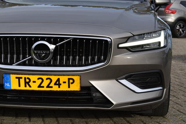 Volvo V60 T5 252PK Automaat Inscription | Trekhaak | B&W Audio | 360 camera | ACC | BLIS | Contourstoelen |