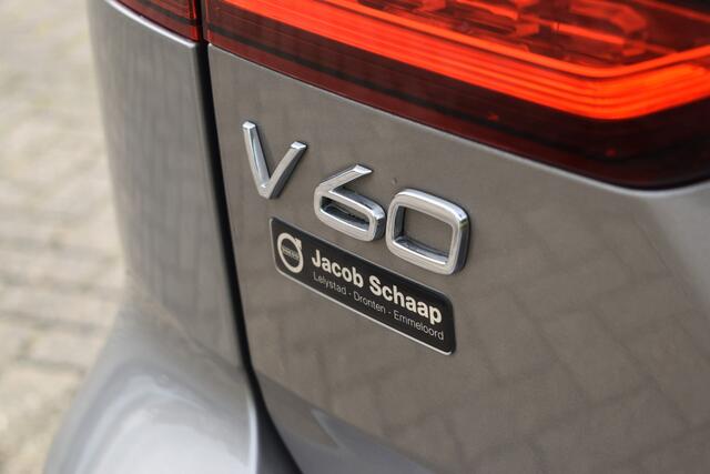 Volvo V60 T5 252PK Automaat Inscription | Trekhaak | B&W Audio | 360 camera | ACC | BLIS | Contourstoelen |