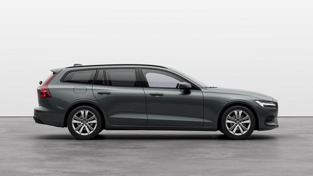 Volvo V60 2.0 B4 Essential | Verwacht Dec. 2025 | Adaptieve Cruise Control | Dodehoekwaarschuwing | Stoelverwarming V+A | Stuurwielverwarming | Parkeersensoren V+A | Achteruitrijcamera