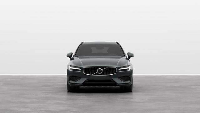 Volvo V60 2.0 B4 Essential | Verwacht Dec. 2025 | Adaptieve Cruise Control | Dodehoekwaarschuwing | Stoelverwarming V+A | Stuurwielverwarming | Parkeersensoren V+A | Achteruitrijcamera