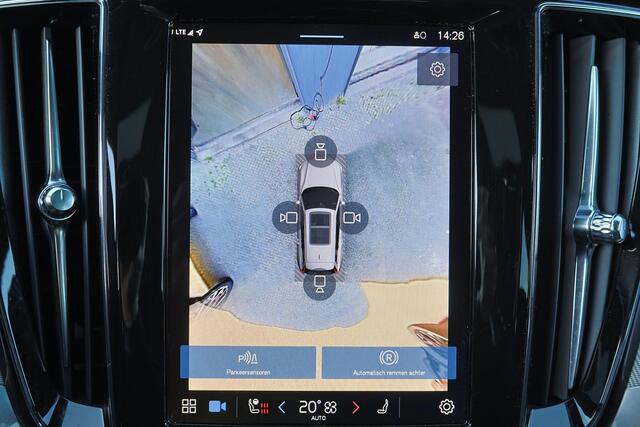 Volvo V60 T6 Recharge AWD Plus Dark - IntelliSafe Assist & Surround - 360º Camera - Harman/Kardon audio - Adaptieve LED koplampen - Verwarmde voorstoelen, stuur & achterbank - Parkeersensoren voor & achter - Elektr. bedienb. voorstoelen met geheugen - Extra getint 