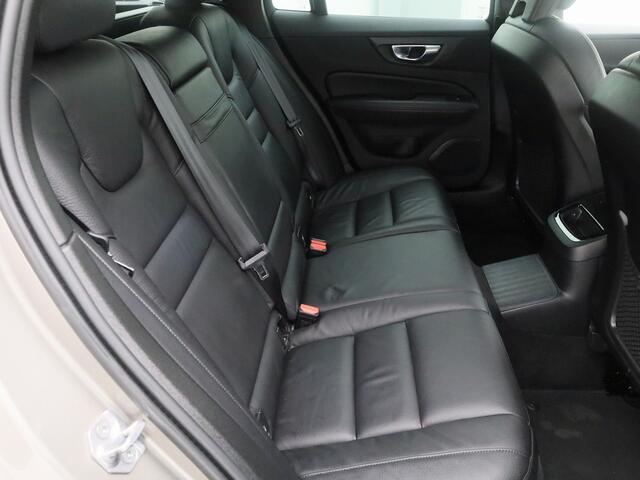 Volvo V60 2.0 T6 Recharge AWD Inscription Expression | CAMERA | KEYLESS | LEDER | STOEL- EN STUURVERW.
