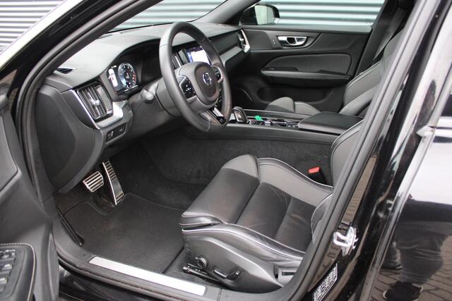 Volvo V60 2.0 B4 R-Design Navigatie Half-Leer 20 inch Full-LED